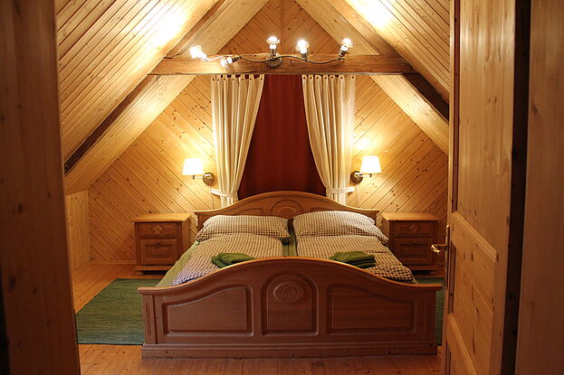 Großes Schlafzimmer Jägerstube