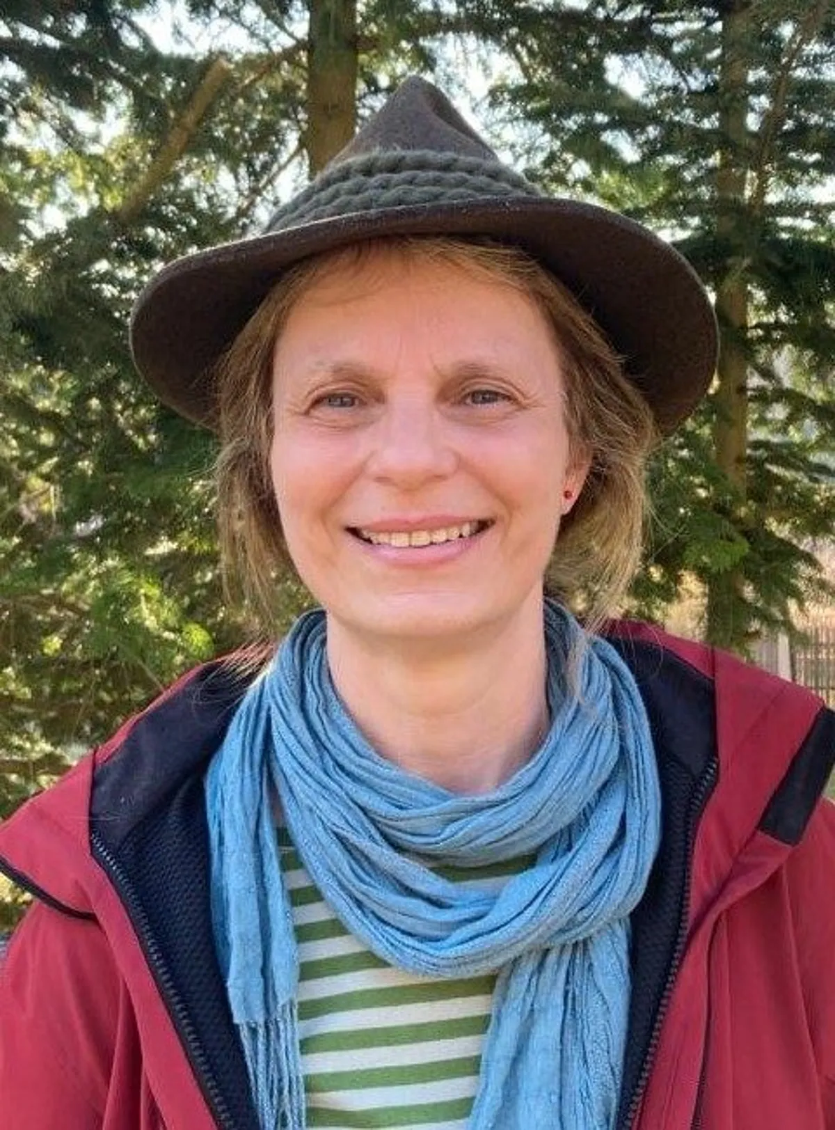 Angela Schmid, Waldpädagogin und Trainerin für Waldbaden